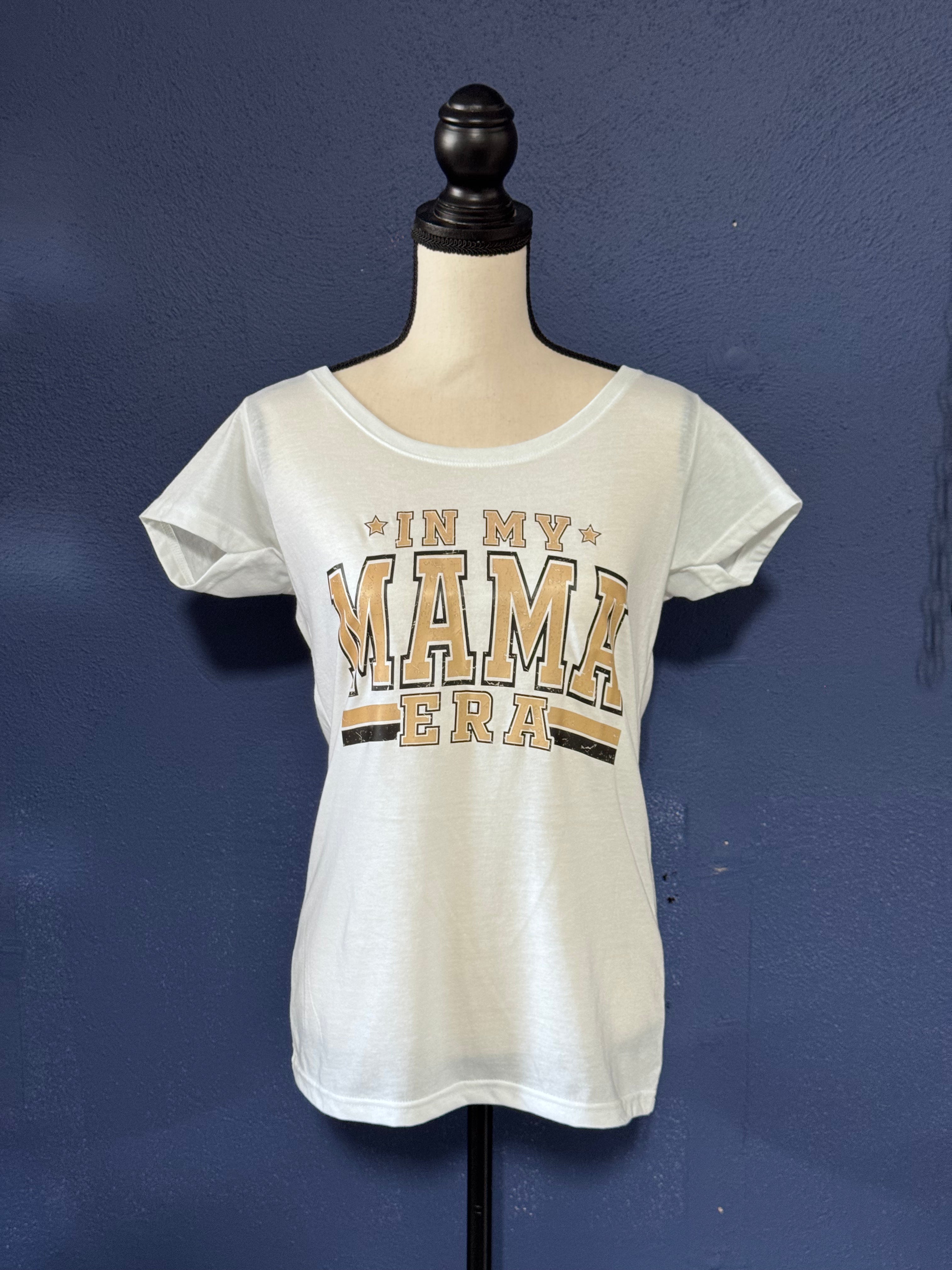 In My Mama Era Graphic T-Shirt – White Women’s Medium – Retro Mama Tee