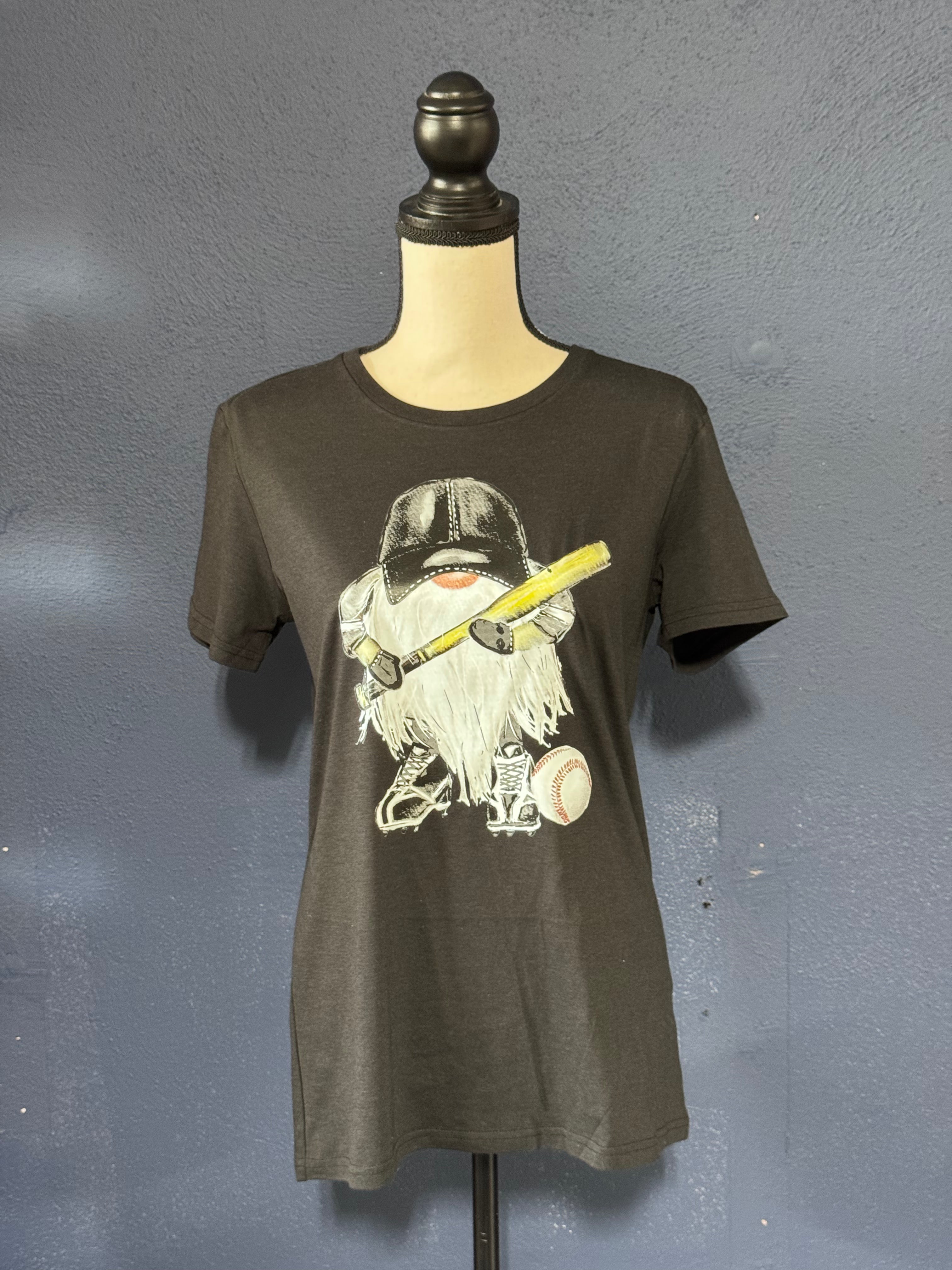 Baseball Gnome Graphic T-Shirt – Black Unisex Large – Quirky Sports Tee